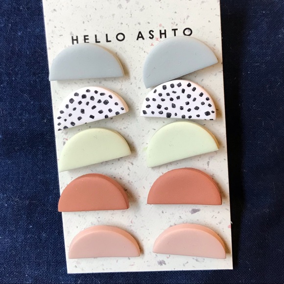 Jewelry - Set of 5 polymer clay studs